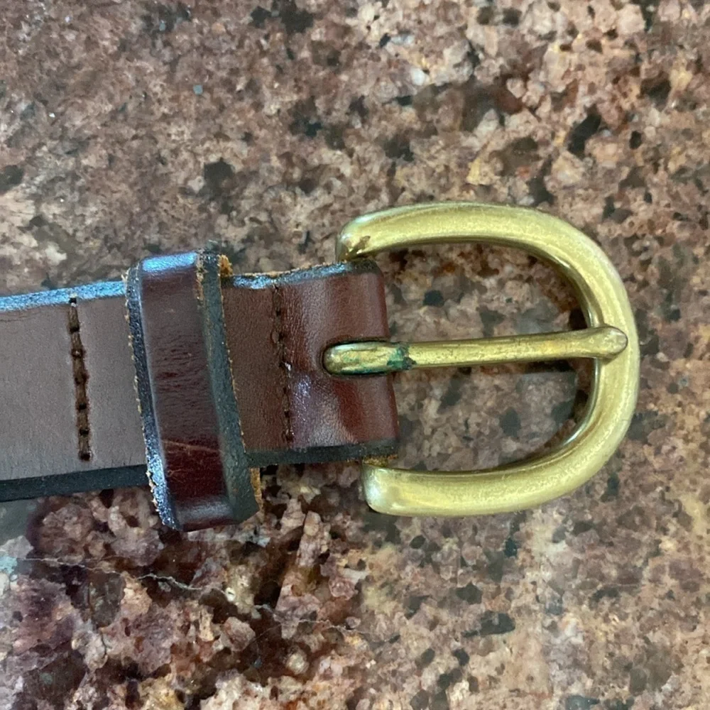 Fossil Brown leather Belt Mens M Solid Brass Buckle Simple minimalist Western
